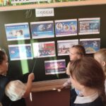 Классный час «Люди, покорившие космос»